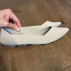 Rothy’s $155 The Pointed Toe Women’s Shoe Slip On size 7.5 tan